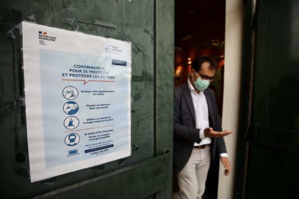 Coronavirus: Almost 2 out of 3 French people support the wearing of masks outside