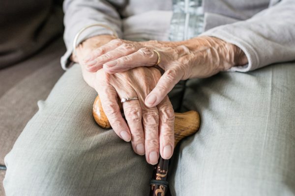 France: a woman saved by a phone call from a friend who lives 500 km away