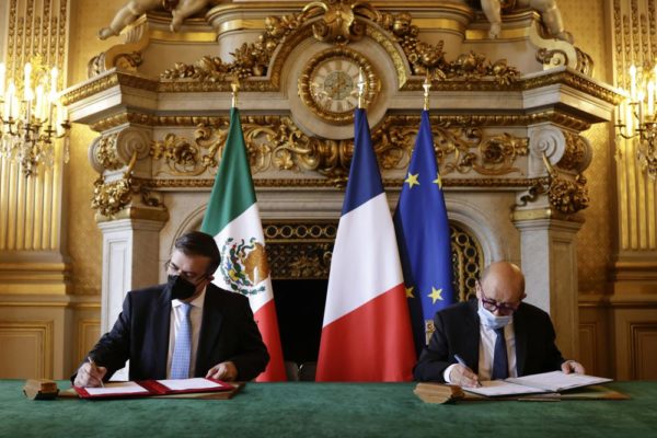 France and Mexico sign agreement to fight art smuggling